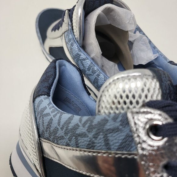 Maddy Trainer Color-Block Signature Sneakers - Picture 6 of 9